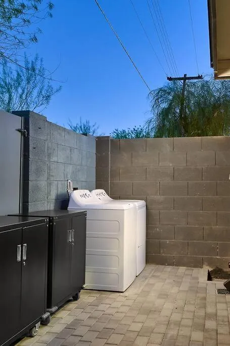 Apartment Lux Studio With Pool Hot Tub Cold Plunge Oasis -E Phoenix