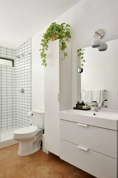Lux Studio With Pool Hot Tub Cold Plunge Oasis -E Phoenix Apartment